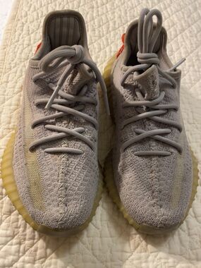 Yeezy Boost 350 V2 Light Gray with Cream Sole
